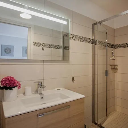 La Doughe * Santa-Maria-di-Lota